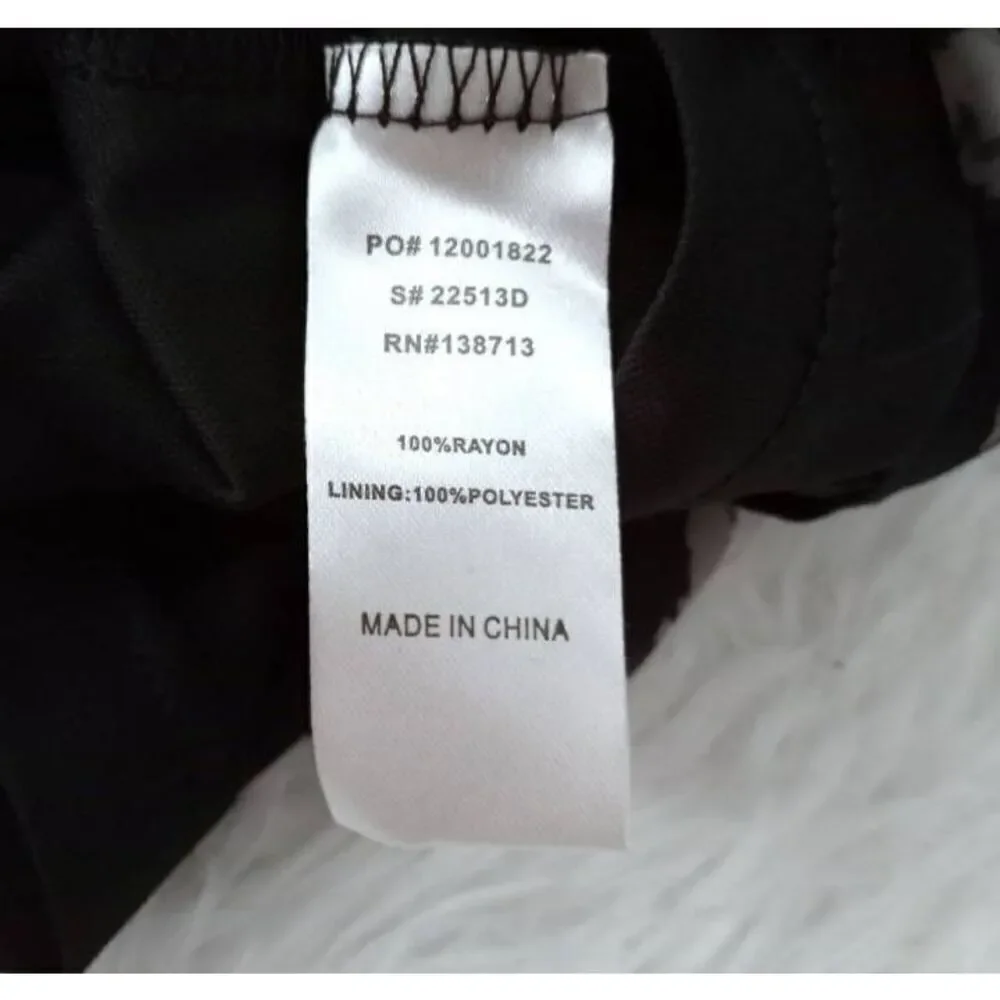 DOE & RAE BLACK, GRAY & WHITE FLORAL DRESS SZ.L NWT. - Picture 9 of 10